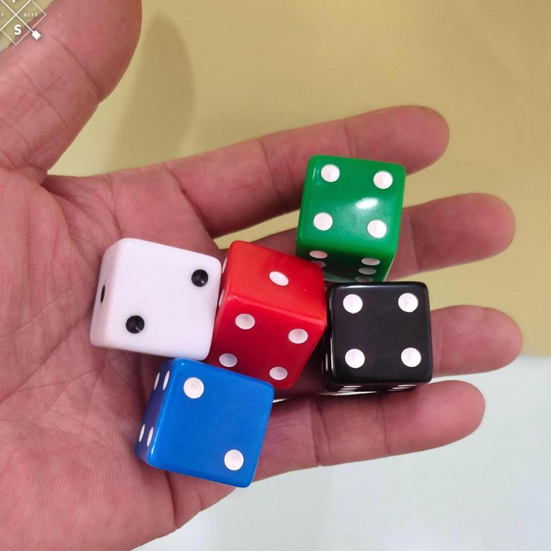 Kostki D6 Kwadratowe 25MM z Cy – Party Games App recenzja i cena