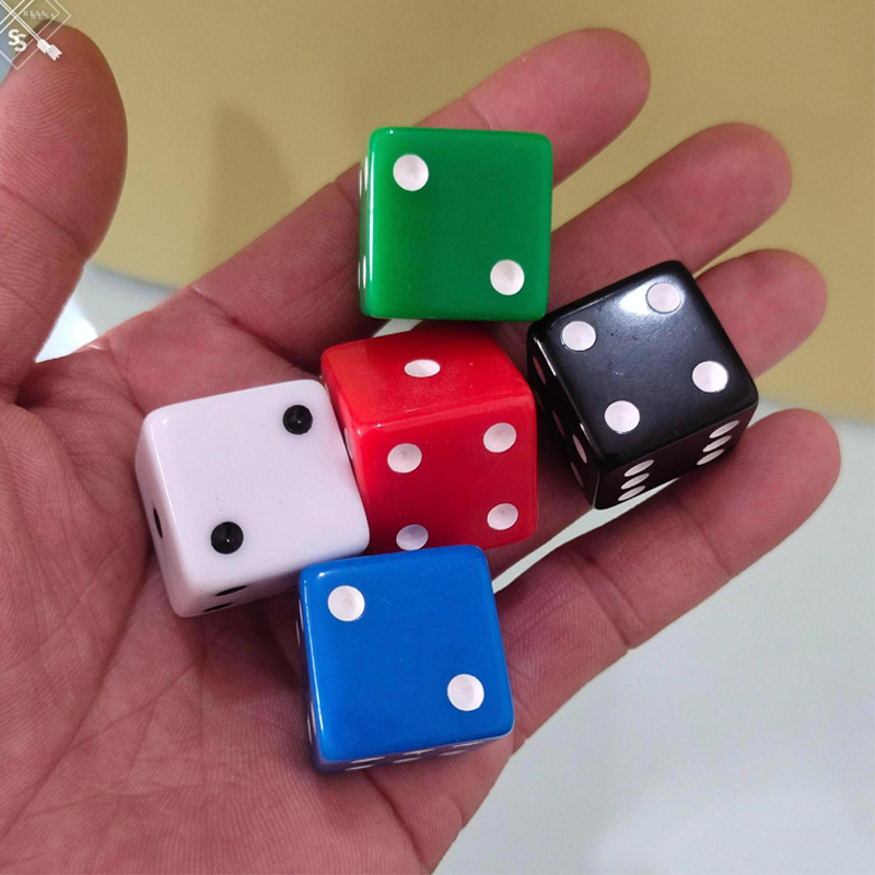 Kostki D6 Kwadratowe 25MM z Cy – Party Games App recenzja i cena